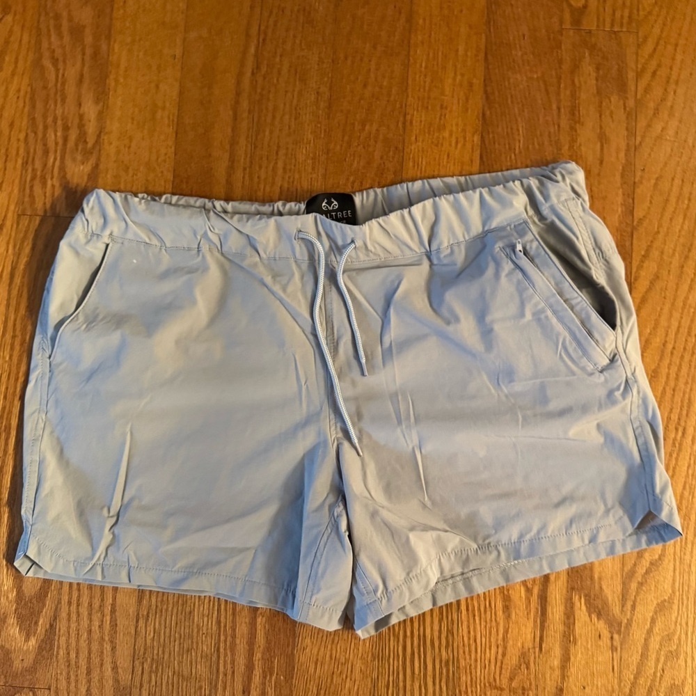 Realtree Gray Athletic Shorts Womens Size XL